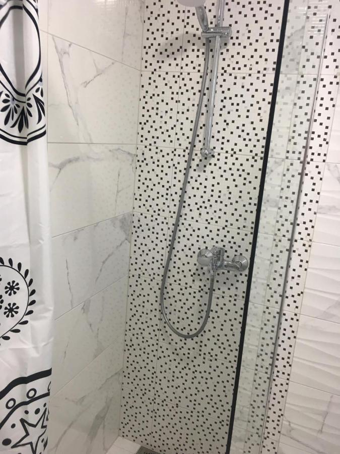 סלאטינה Apartments Sara מראה חיצוני תמונה